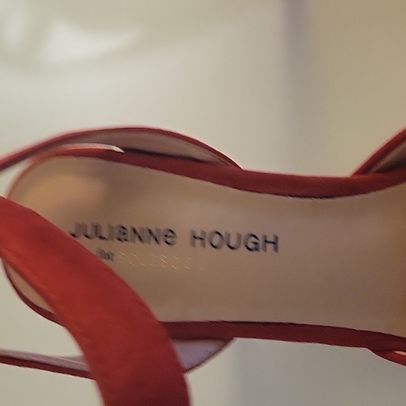 Red Suede Ankle Strap shoes - Picture 8 of 10
